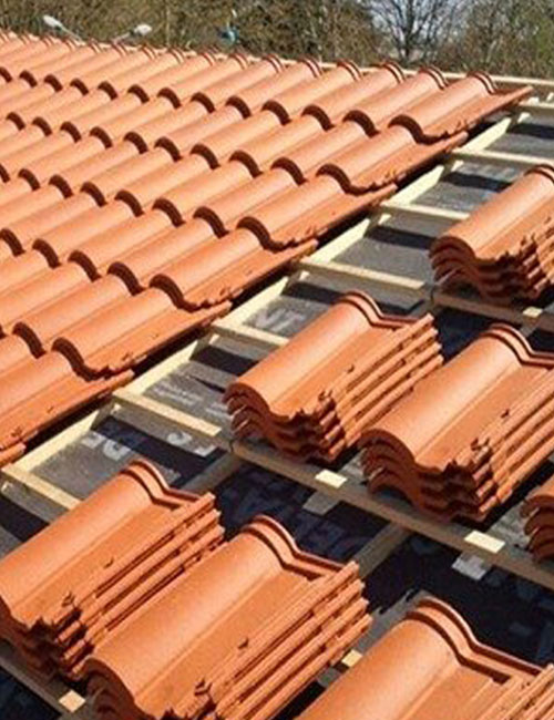 Travaux de couverture à Versailles et dans les Yvelines (78) : pose, rénovation et réparation de toitures